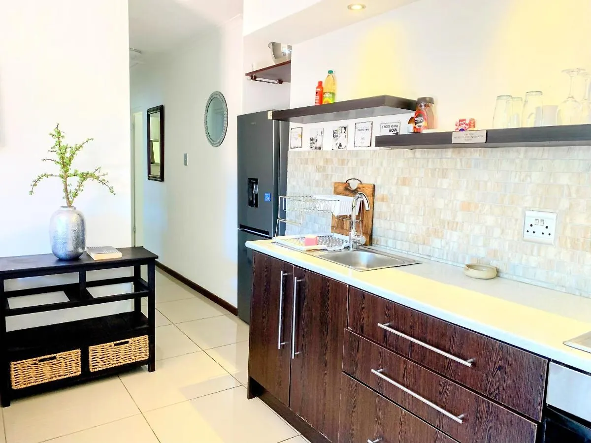 Regent Casa'S - Cape Towns Blouberg Area - Where 20 People Can Stay Appartamento