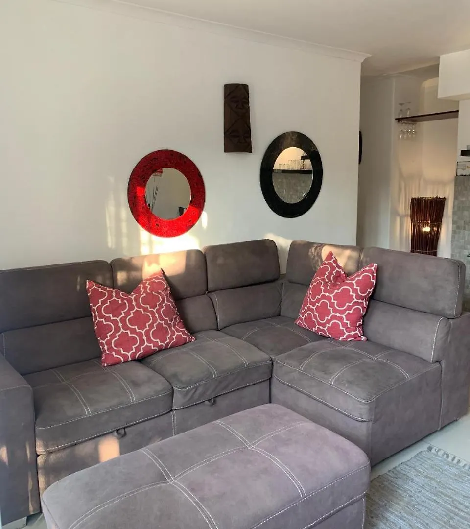 Regent Casa'S - Cape Towns Blouberg Area - Where 20 People Can Stay 0*,  Sudafrica