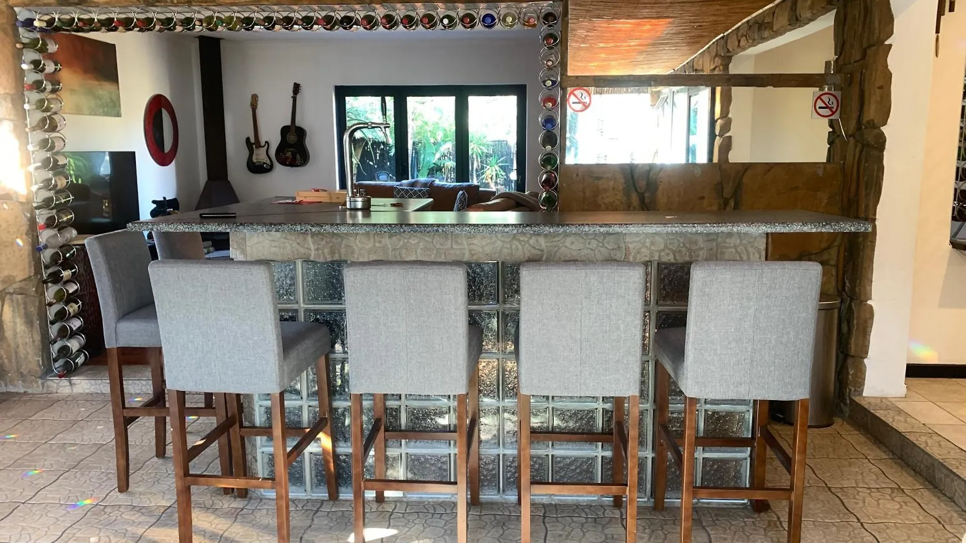 Regent Casa'S - Cape Towns Blouberg Area - Where 20 People Can Stay 0*,