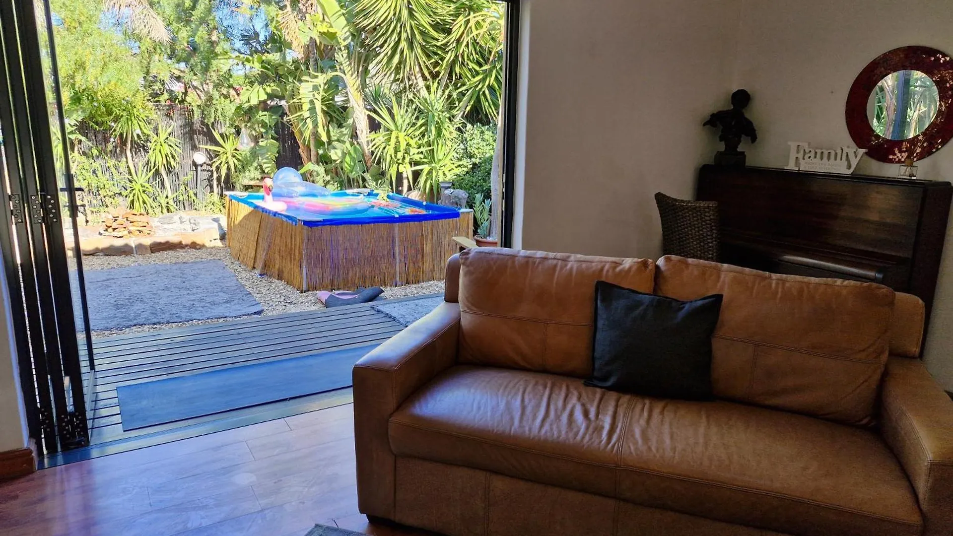 Appartamento Regent Casa'S - Cape Towns Blouberg Area - Where 20 People Can Stay